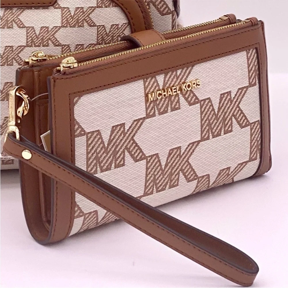 Michael Kors DoubleZip Wristlet Wallet Luggage